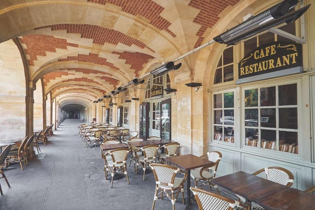 Appartamento Sublime Flat - Heart Of Paris - Le Marais Esterno foto