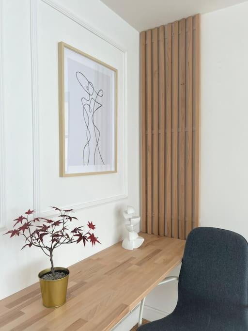 Appartamento Sublime Flat - Heart Of Paris - Le Marais Esterno foto